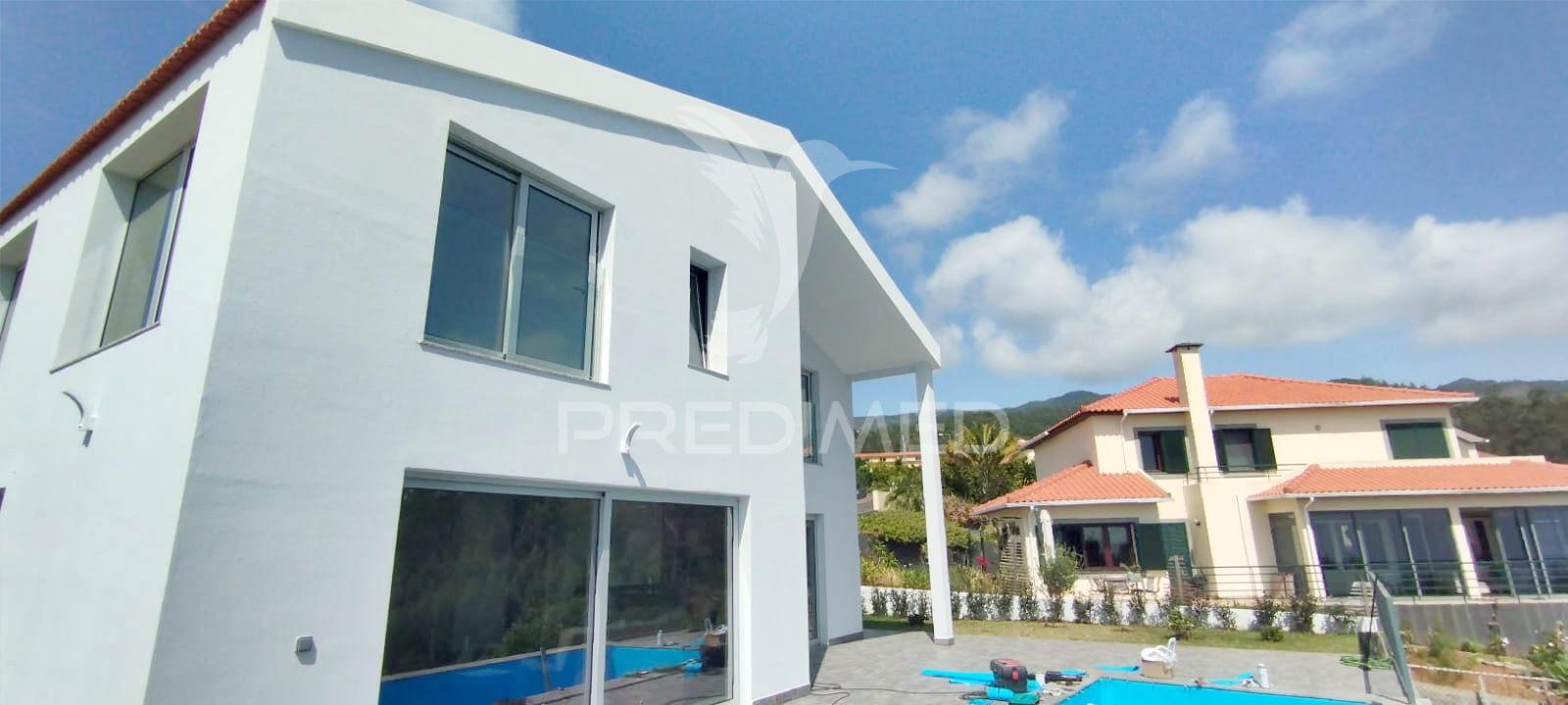 Moradia t3 com piscina calheta