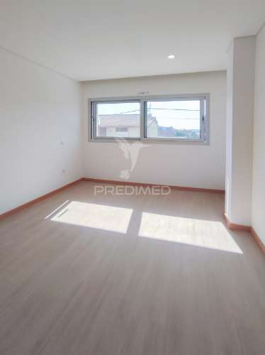 Apartamento t1 com terraço