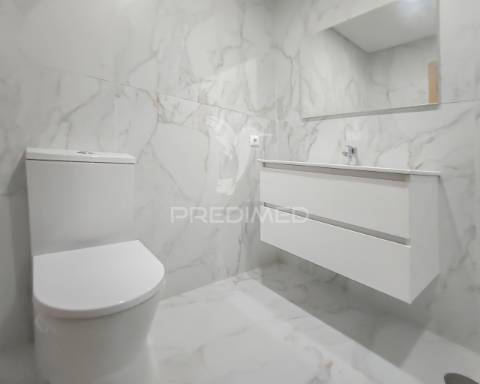 Apartamento t1 com terraço