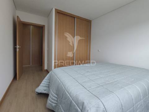 Apartamento t1 com terraço