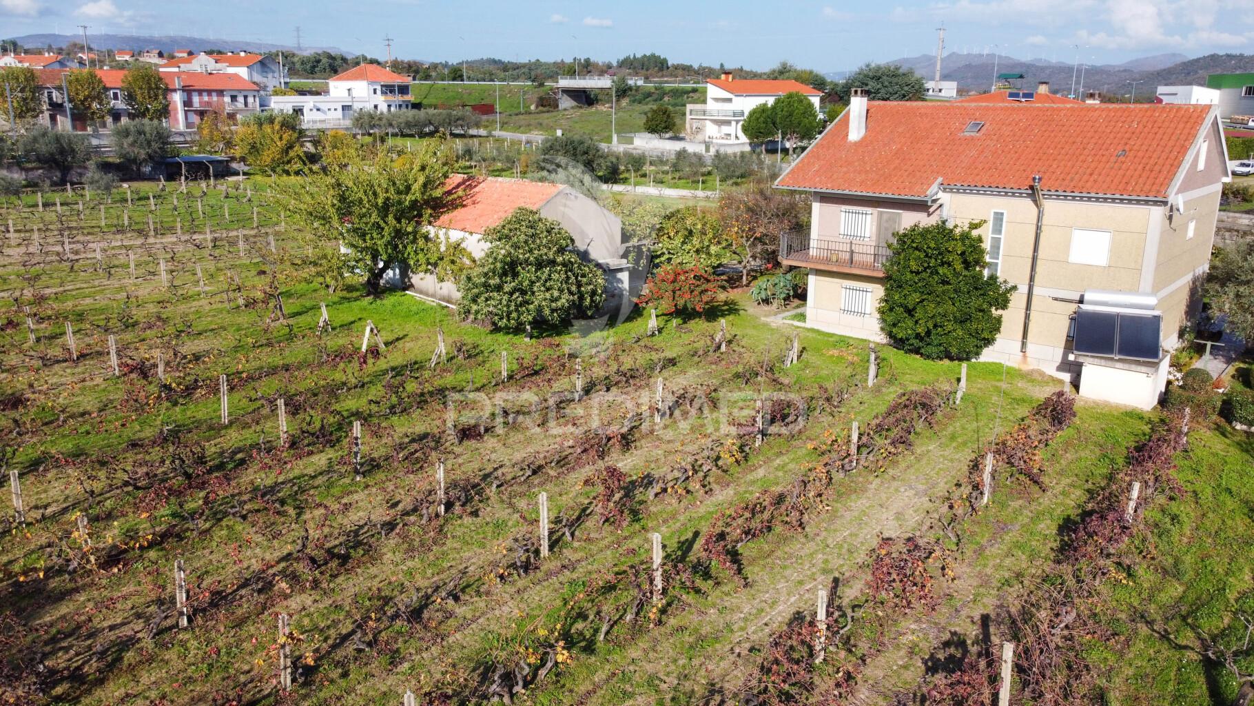 Moradia t5 em belmonte gare com mais de 6500m2 de terreno