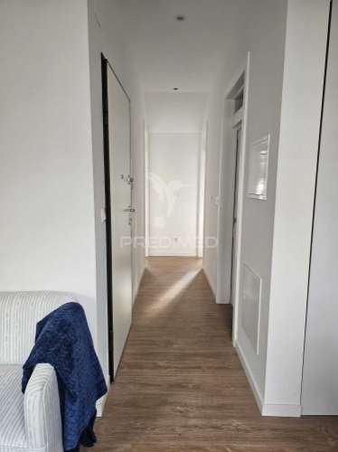 T2 lisboa completamente remodelado com vista rio