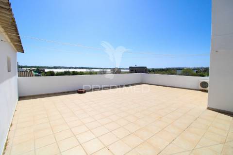 Apartamento mais comércio à venda no chelote, faro