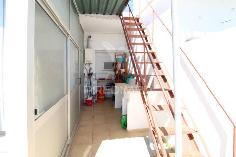 Apartamento mais comércio à venda no chelote, faro
