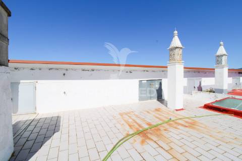 Apartamento mais comércio à venda no chelote, faro