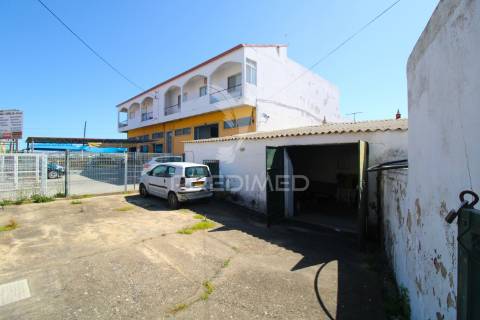 Apartamento mais comércio à venda no chelote, faro