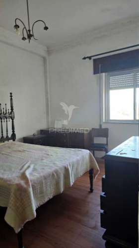 Apartamento t2 – junto à escola solano de abreu, abrantes