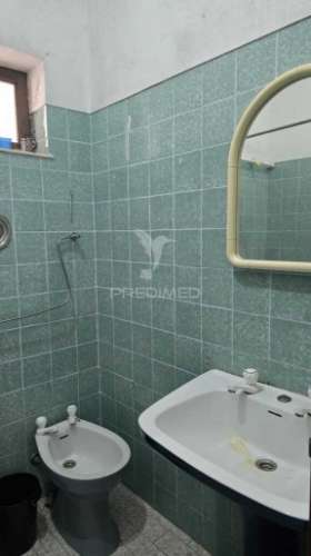 Apartamento t2 – junto à escola solano de abreu, abrantes