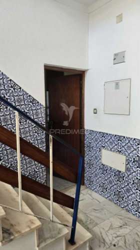 Apartamento t2 – junto à escola solano de abreu, abrantes