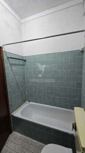 Apartamento t2 – junto à escola solano de abreu, abrantes