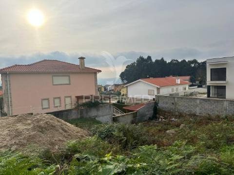 Lote de terreno para construção