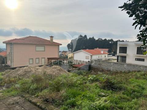 Lote de terreno para construção