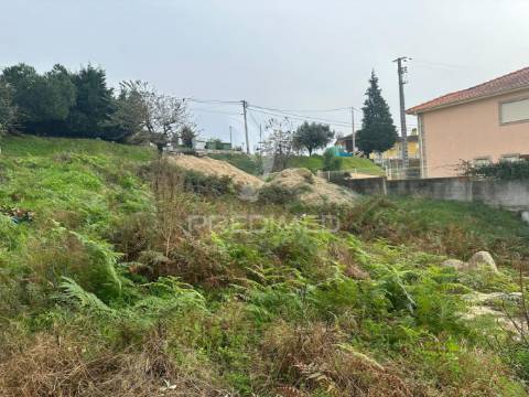Lote de terreno para construção