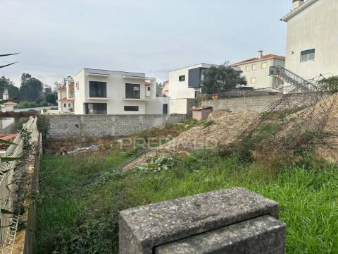 Lote de terreno para construção