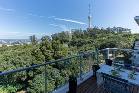 Apartamento t0 com vistas fantásticas