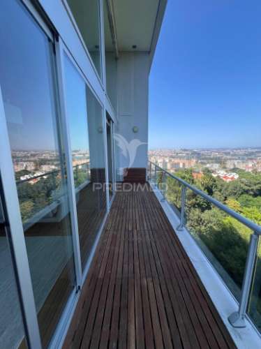 Apartamento t0 com vistas fantásticas
