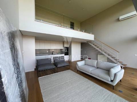 Apartamento t0 com vistas fantásticas