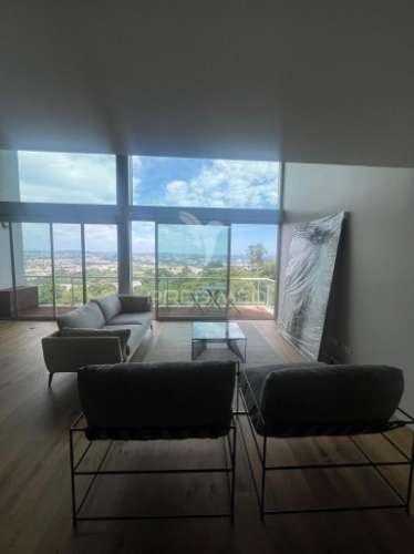 Apartamento t0 com vistas fantásticas