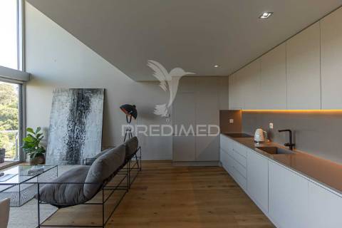 Apartamento t0 com vistas fantásticas