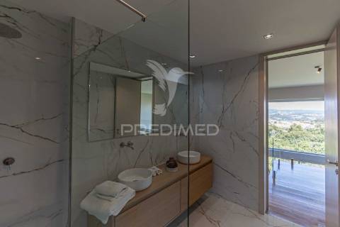 Apartamento t0 com vistas fantásticas