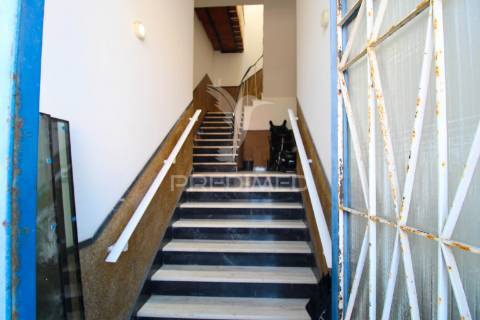 Apartamento t3+1  no chelote, faro