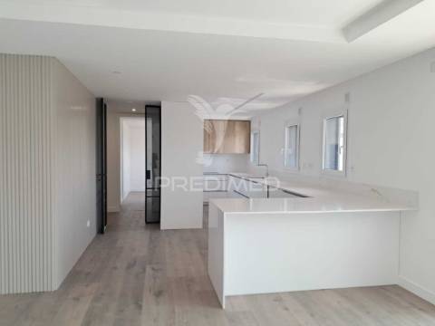 Apartamento t3 + apartamento t2 implex nas varandas do desembargador.