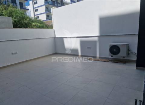 Apartamento t3 + apartamento t2 implex nas varandas do desembargador.