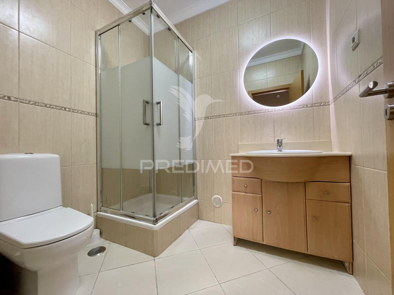Apartamento t3 em vila real de santo antónio