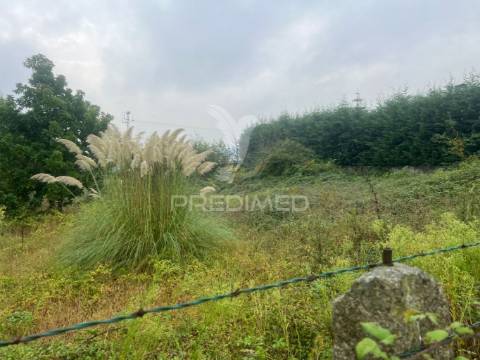 Terreno urbano - construção de moradia - moradia