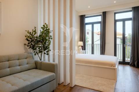 Apartamento t2 novo - junto à batalha - porto