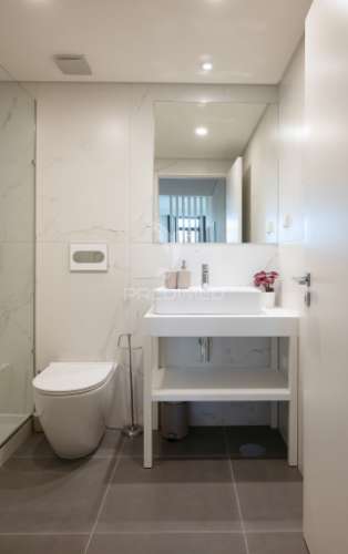 Apartamento t2 novo - junto à batalha - porto