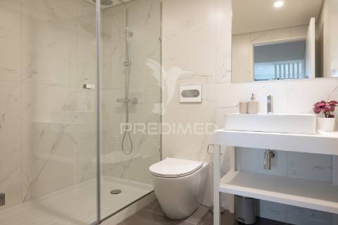Apartamento t2 novo - junto à batalha - porto