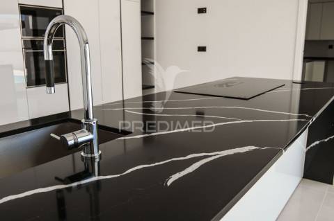 Moradia nova - urbanização verdizela