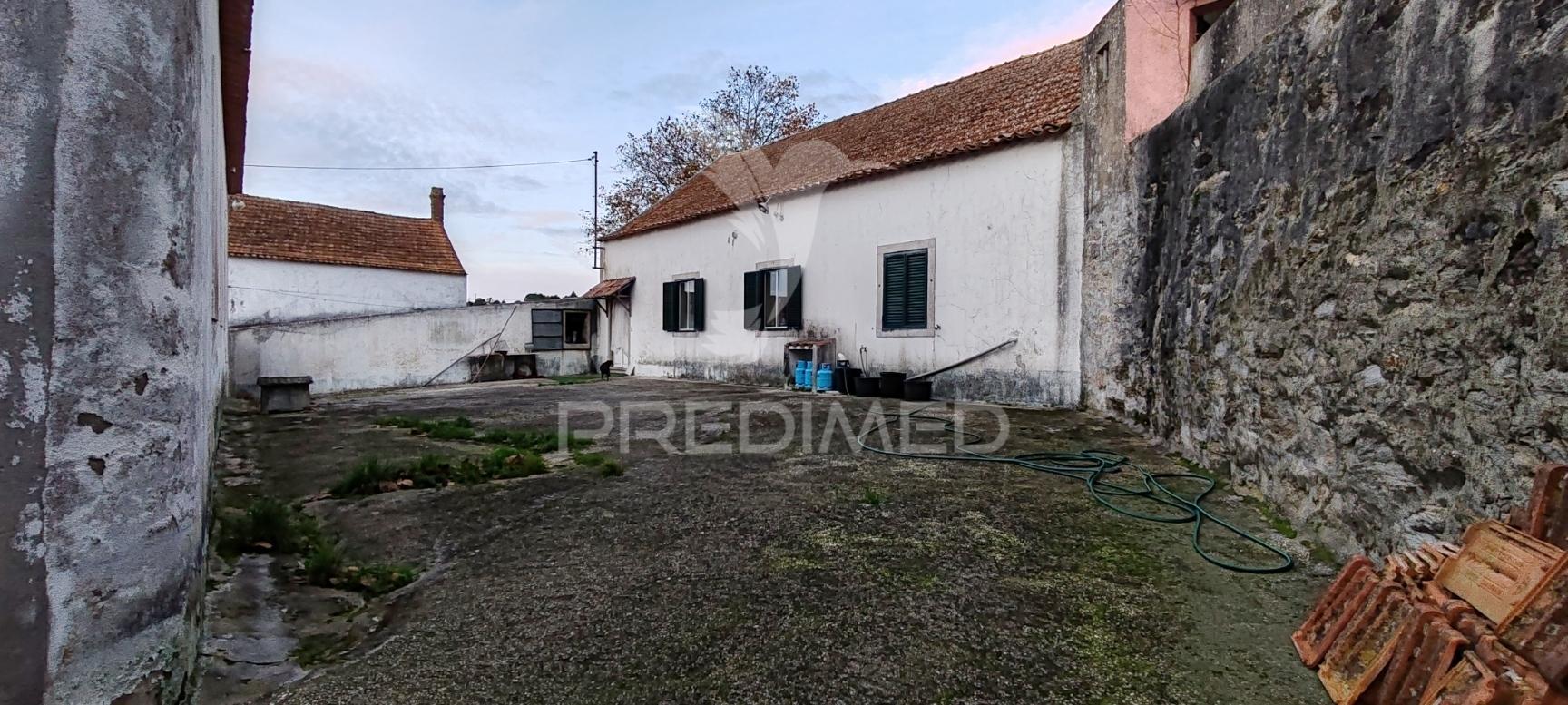 Armazem e casa para venda