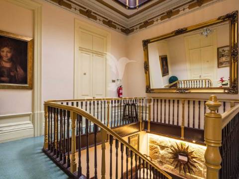 Prédio al com 11 suites em funcionamento