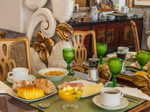 Prédio al com 11 suites em funcionamento