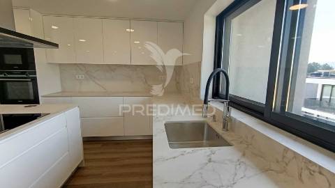 Moradia t3 nova `venda em ermesinde