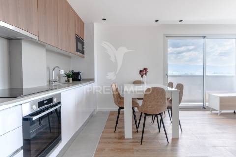 Apartamento t2, seminovo - ferreiros, amares