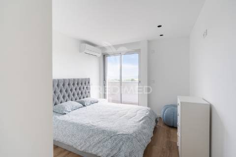 Apartamento t2, seminovo - ferreiros, amares