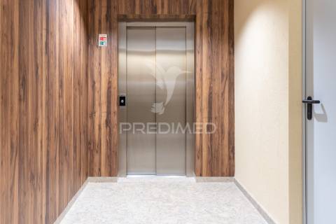 Apartamento t2, seminovo - ferreiros, amares