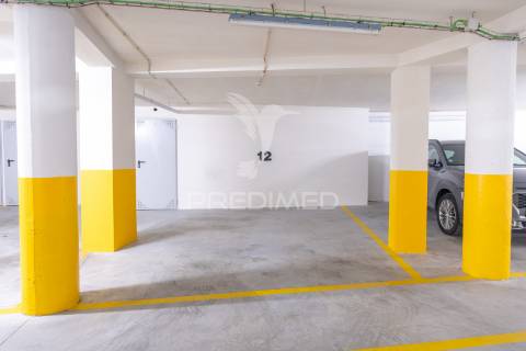 Apartamento t2, seminovo - ferreiros, amares