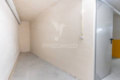 Apartamento t2, seminovo - ferreiros, amares