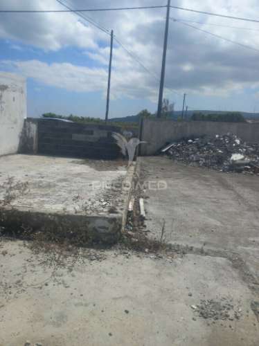 Terreno com projeto aprovado – vila das lajes, praia da vitória – 392 m²