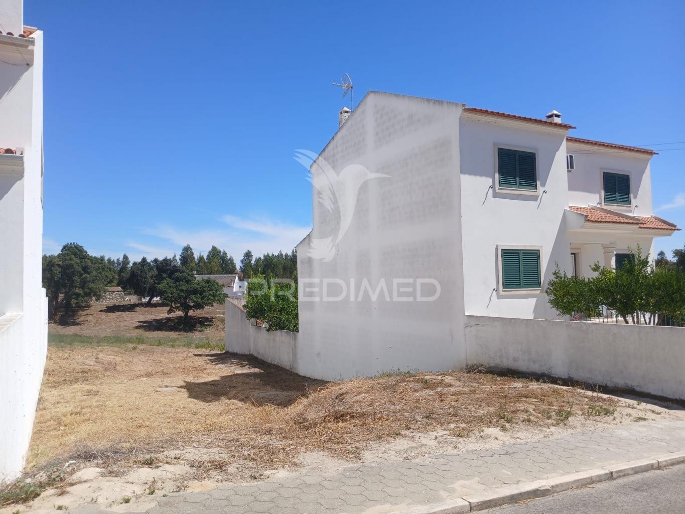 Lote de terreno urbano para moradia de 2 pisos em virtudes- azambuja