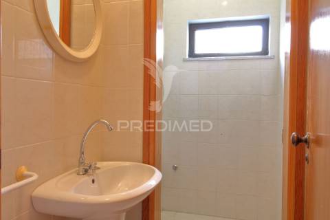 Loja r/chão com garagem com possibilidade de transformar em t1 na gafanha da nazaré