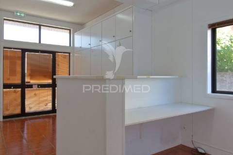 Loja r/chão com garagem com possibilidade de transformar em t1 na gafanha da nazaré