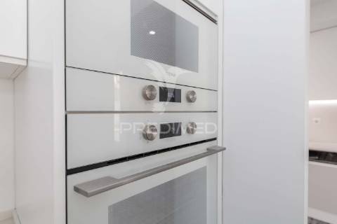 Seixal fantástica moradia t 3 zona residencial com acabamentos modernos