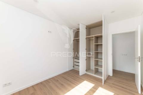 Seixal fantástica moradia t 3 zona residencial com acabamentos modernos