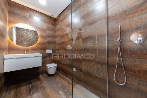 Seixal fantástica moradia t 3 zona residencial com acabamentos modernos