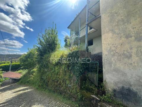 Moradia para restauro